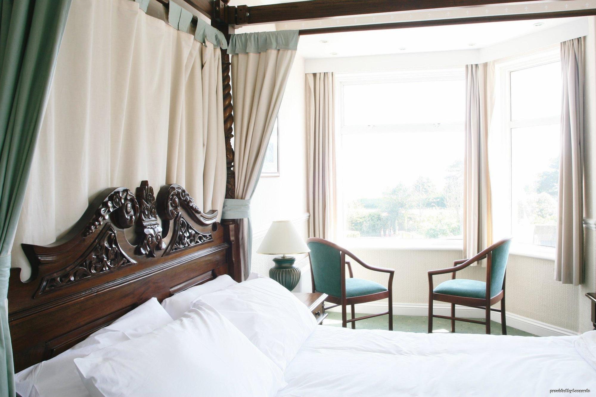 Cliff Head Hotel Carlyon Bay Habitación foto